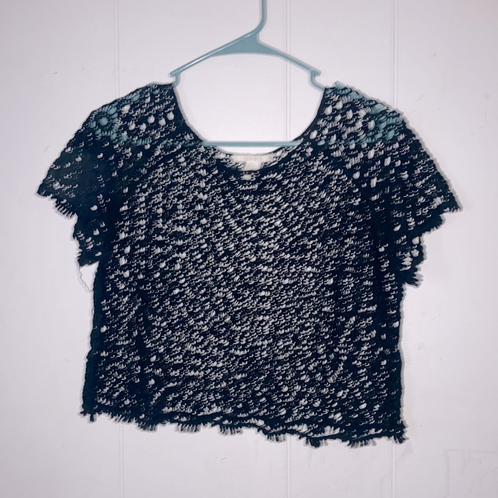 forever 21 black crochet crop top